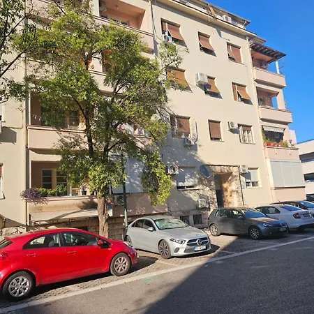 K8 Center Apartment *