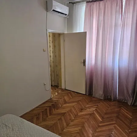 Apartment K8 Center *