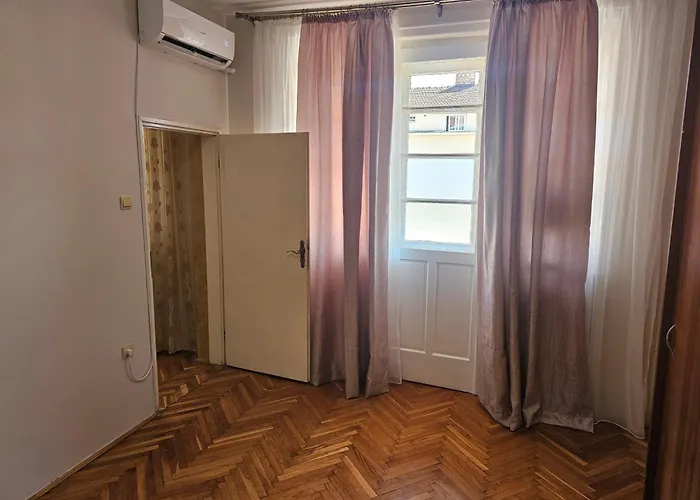 K8 Center * Podgorica