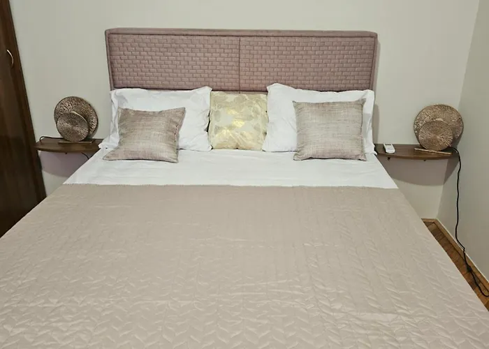 K8 Center Apartman *